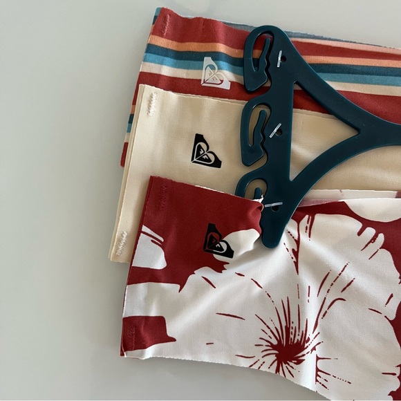 Roxy• Thong Panty Set No Show (3 Pack) - Picture 4 of 10